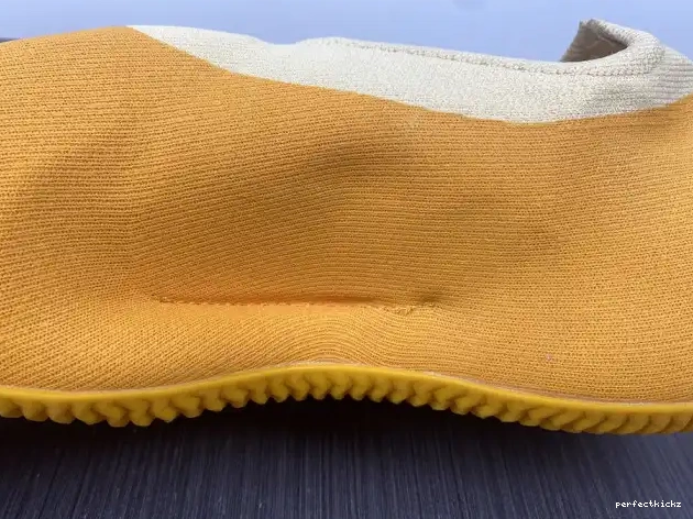 Adidas GW5353 RNR Sulfur Yeezy Knit 0622